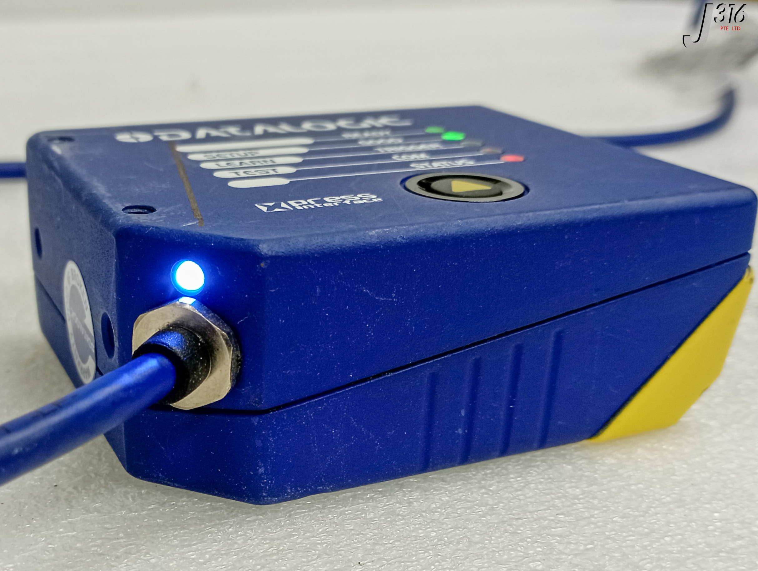 29405 DATALOGIC SHORT-RANGE INDUSTRIAL BARCODE READER DS2400N-1210